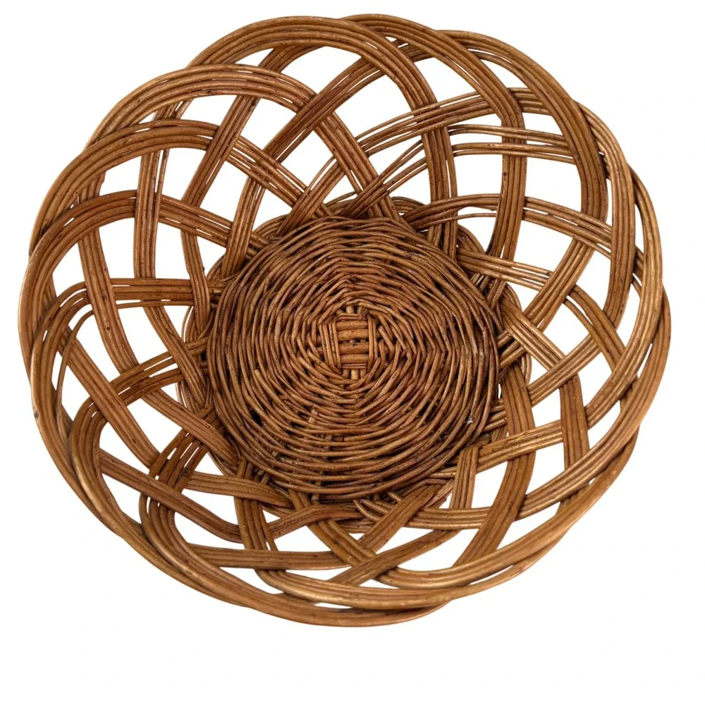 VTG Woven Wicker Lattice Basket Round Brown Open Weave Decorative Bowl 9 Inch